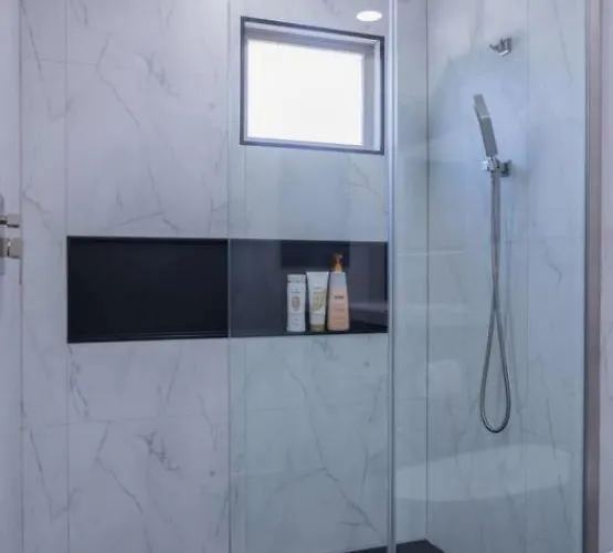 Luxury Walk To Downtown Holiday home *